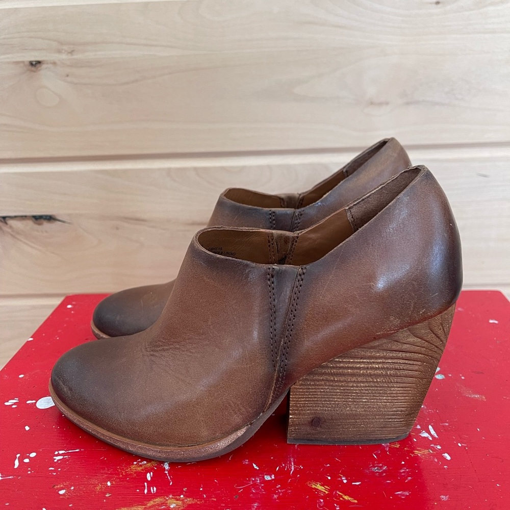 Kork-Ease Size 7 Stacked Heel Booties - Super cute! Worn once - Great for Fall!